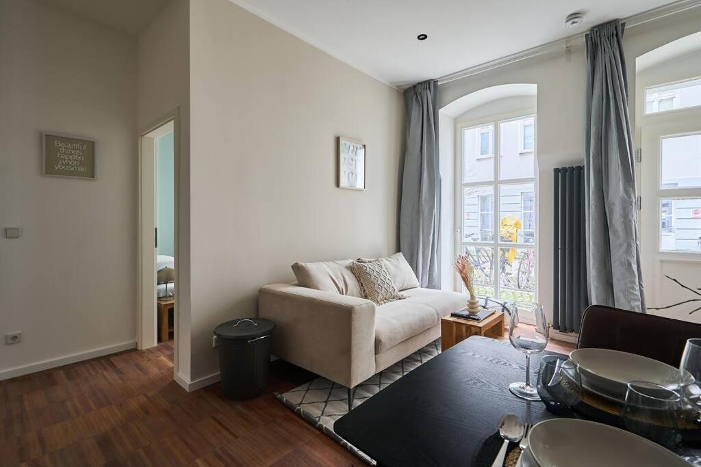 Central Apartment - Linienstrasse Berlin Eksteriør bilde