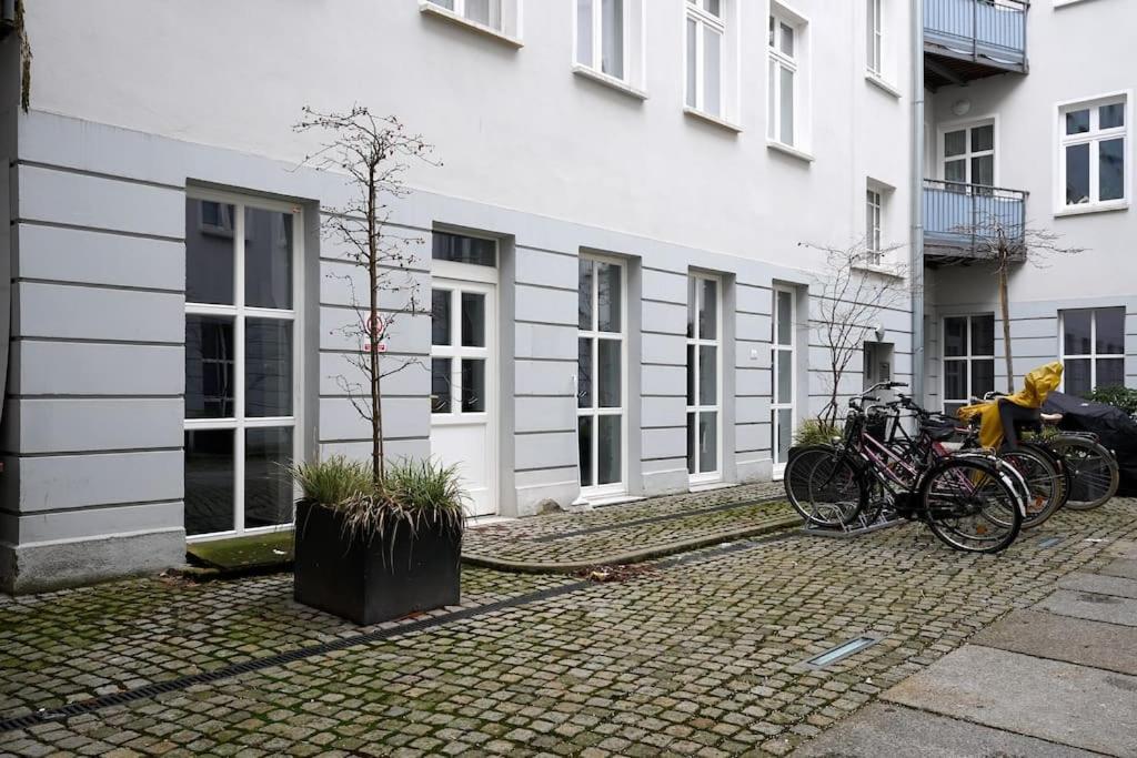 Central Apartment - Linienstrasse Berlin Eksteriør bilde